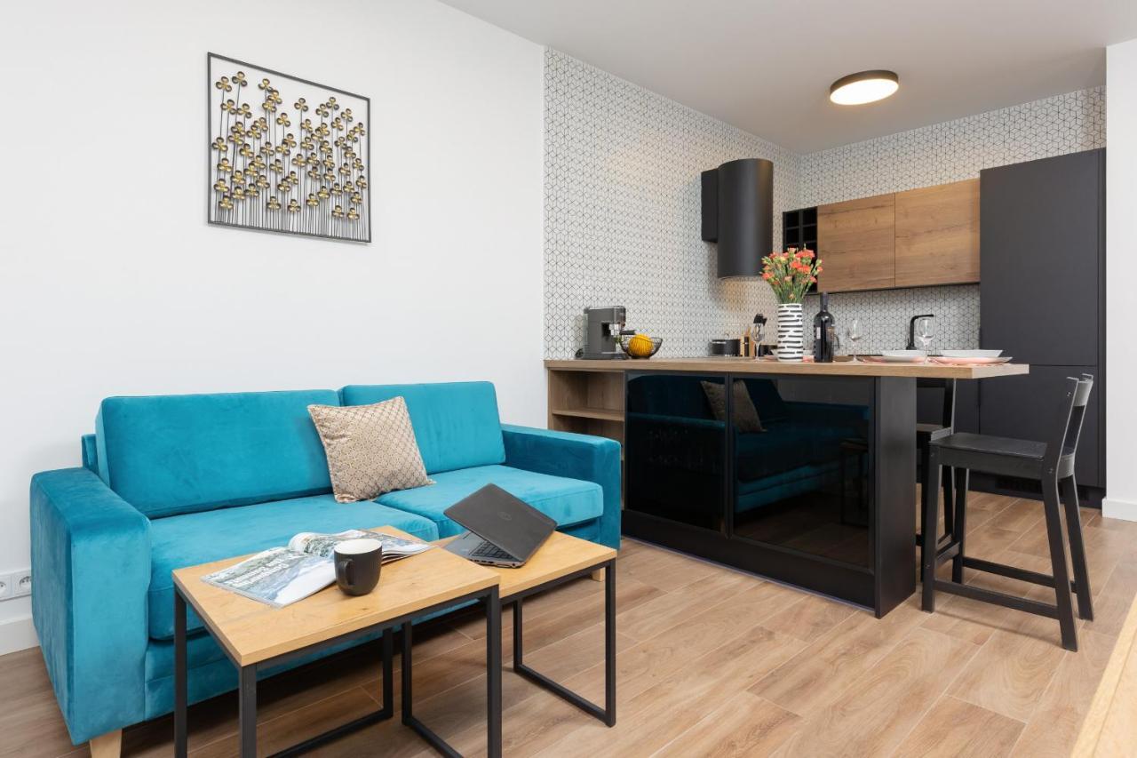 Srodmiescie Warsaw Muranow Apartments With Parking By Noclegi Renters מראה חיצוני תמונה