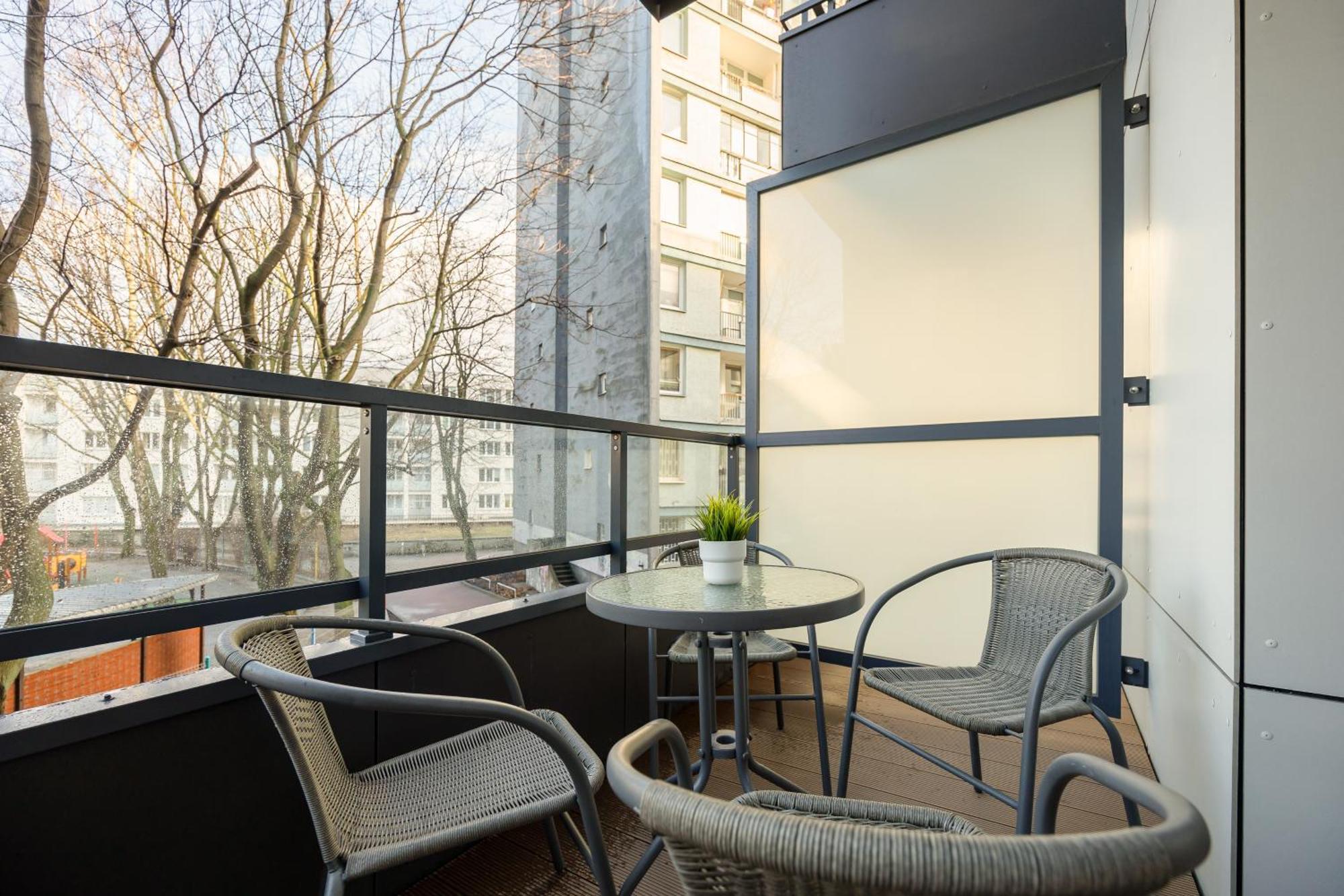 Srodmiescie Warsaw Muranow Apartments With Parking By Noclegi Renters מראה חיצוני תמונה